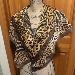 NWOT Made in Italy Leopard Print Scarf
